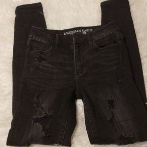 American Eagle Hi-Rise Distressed Jegging